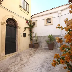 Nòtia Bed & Breakfast Noto